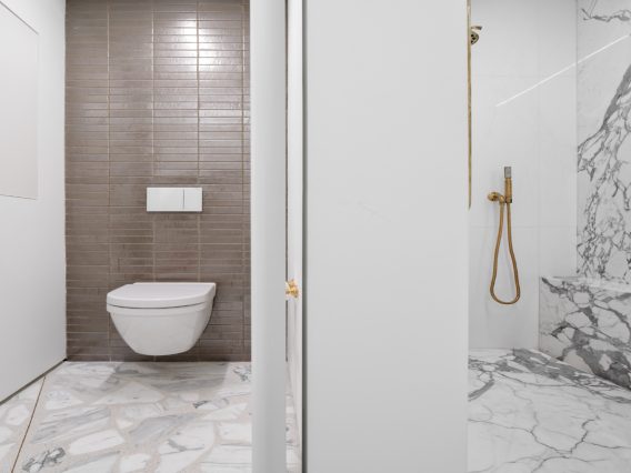 Carillon Miami residence bathroom and marble shower